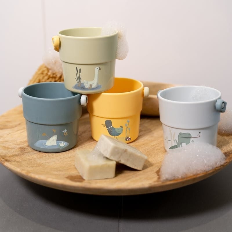 copas-de-bano-goose-little-dutch Modelo: LD2006058 Cubitos para jugar en el agua, para derramar, apilar y salpicar. Un juego que ayudará a los más pequeños a desarrollar su destreza motora y sensorial.