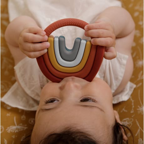 Mordedor-arco-iris-little-dutch.jpg 2