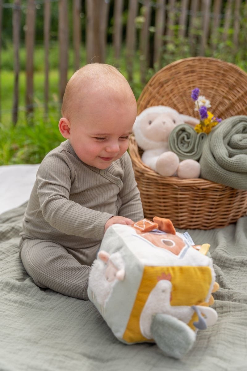 Cubo blandito de actividades pequeña granja little dutch 13 Cubo blandito de actividades pequeña granja little dutch
