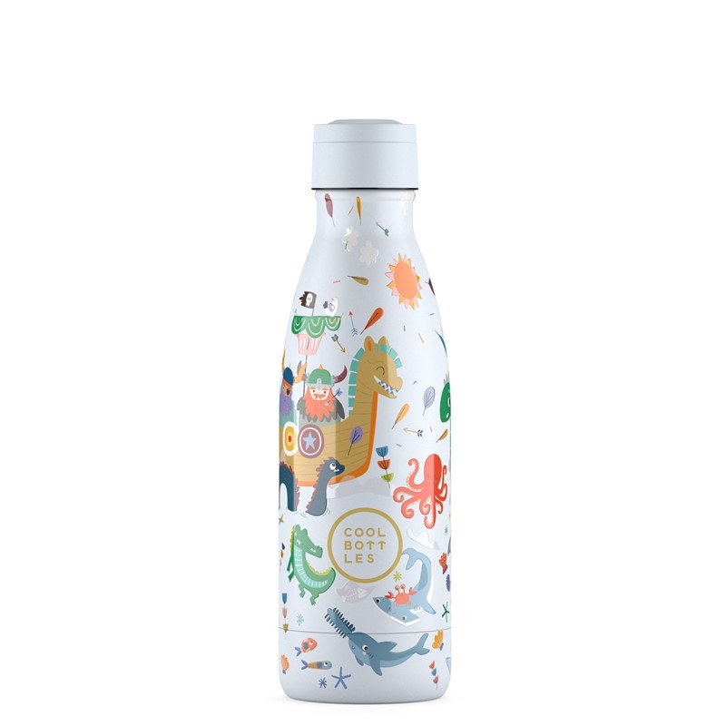 Botella Térmica Infantil Brave Vikings 350 ml – Cool Bottles ⚔️ Hidratación aventurera para los pequeños exploradores 2 Botella Térmica Infantil Brave Vikings 350 ml – Cool Bottles ⚔️ Hidratación aventurera para los pequeños exploradores