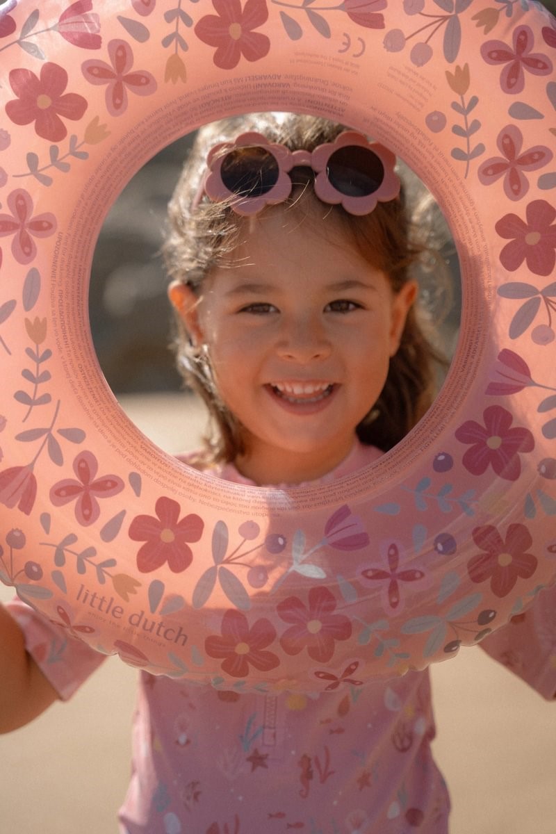 Gafas de Sol Flor Rosas – Diseño Infantil con Protección UV400 Little Dutch 10 Gafas de Sol Flor Rosas – Diseño Infantil con Protección UV400 Little Dutch