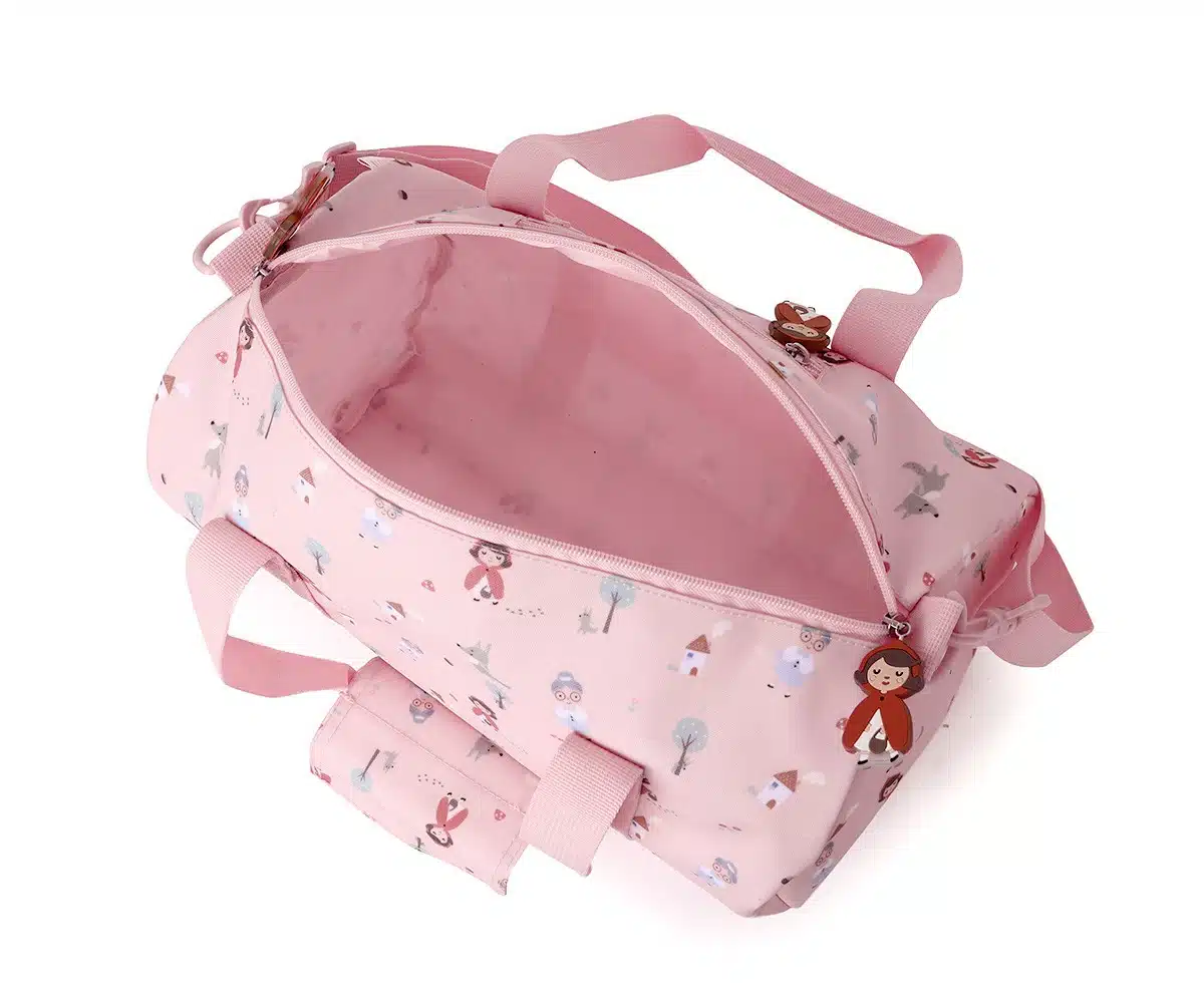 Bolsa de Deporte Infantil Little Red – Tutete Personalizable, Resistente y Ecológica 7 Bolsa de Deporte Infantil Little Red – Tutete Personalizable, Resistente y Ecológica