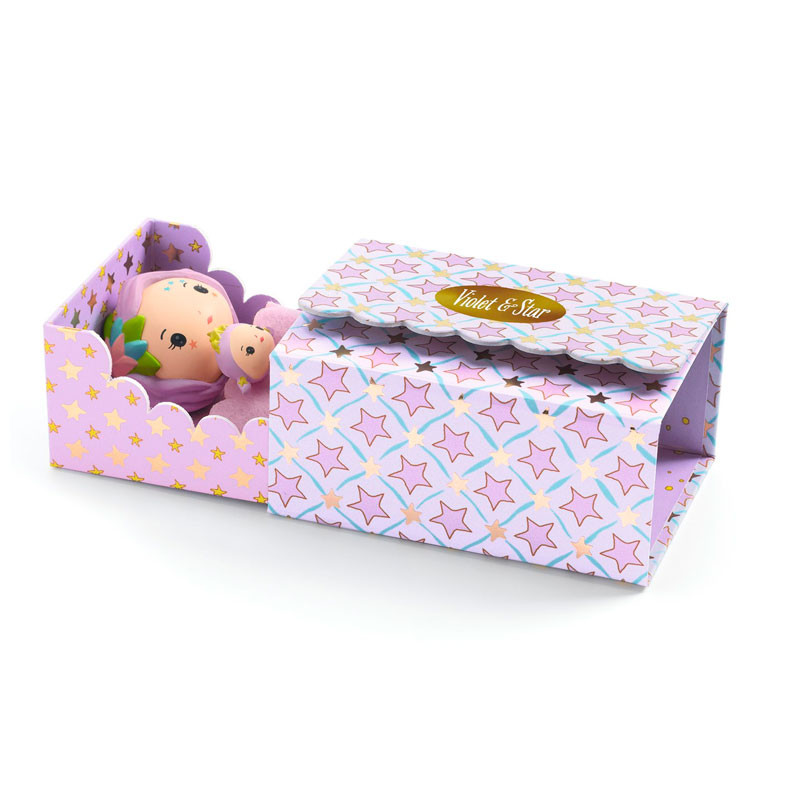 Tinyroom de Violet – Djeco Figurita articulada con cama y bebé 4 Tinyroom de Violet – Djeco Figurita articulada con cama y bebé