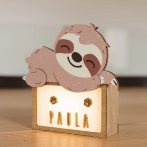 Lámpara pequeña Perezoso – Lámpara quitamiedos personalizable con letras – Vintiun – Luz relajante desde 0 años