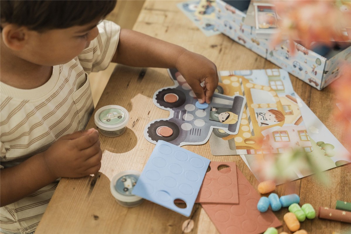Caja de Creatividad XL Jim – Set artístico completo – Little Dutch – Manualidades y arte desde 3 años 6 Caja de Creatividad XL Jim – Set artístico completo – Little Dutch – Manualidades y arte desde 3 años