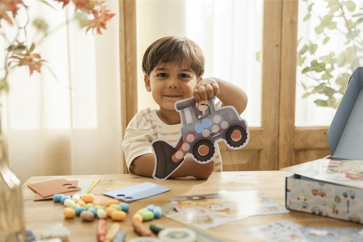 Caja de Creatividad XL Jim – Set artístico completo – Little Dutch – Manualidades y arte desde 3 años 7 Caja de Creatividad XL Jim – Set artístico completo – Little Dutch – Manualidades y arte desde 3 años