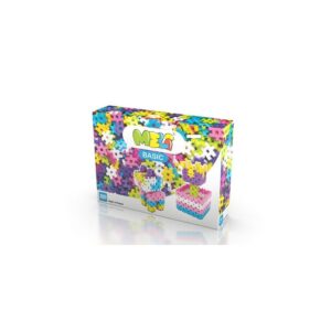 Bloques de Construcción Meli Basic Pastel – Juego educativo para construir, crear y aprender Los Bloques de Construcción Meli Basic Pastel están formados por piezas planas, uniformes y suaves al tacto que permiten construir en plano, en dos dimensiones o en tres dimensiones. Su diseño sin enganches predeterminados fomenta la creatividad libre, ya que no condiciona la forma de construir y anima a los peques a probar, desmontar y volver a crear. Gracias a su material flexible y resistente, las piezas son fáciles de manipular, montar y desmontar, además de muy sencillas de recoger y limpiar. Este tipo de juego de construcción favorece el desarrollo del pensamiento lógico, la resolución de problemas y la comprensión de formas geométricas presentes en la vida cotidiana. Además de construir estructuras, los bloques Meli permiten múltiples usos educativos: clasificar por colores, contar, representar números y letras, realizar operaciones matemáticas sencillas o trabajar seriaciones y patrones. Incluye una guía estándar de patrones que sirve como apoyo inicial, aunque el verdadero valor del juego está en la creación libre. Beneficios del producto Fomenta la creatividad y la imaginación Juego no estructurado que permite construcción libre Desarrolla la visión espacial y el pensamiento lógico Ayuda a comprender formas geométricas y su descomposición Favorece la resolución de problemas y retos Estimula la coordinación mano-ojo Trabaja la motricidad fina y la motricidad gruesa Ideal para iniciarse en conceptos STEM desde edades tempranas Qué incluye Piezas de construcción Meli Basic en tonos pastel Guía estándar de patrones Compatibles con otras series de bloques Meli Ideal para Niños y niñas que disfrutan construyendo, creando y experimentando con materiales abiertos. Perfecto para juego libre, actividades educativas en casa o en el aula, y para acompañar distintas etapas del desarrollo infantil. Disponible ahora en Indya.es, tu tienda especializada en juegos que educan, entretienen y acompañan su desarrollo. 🛒 Haz tu pedido y deja volar su imaginación con los bloques Meli.