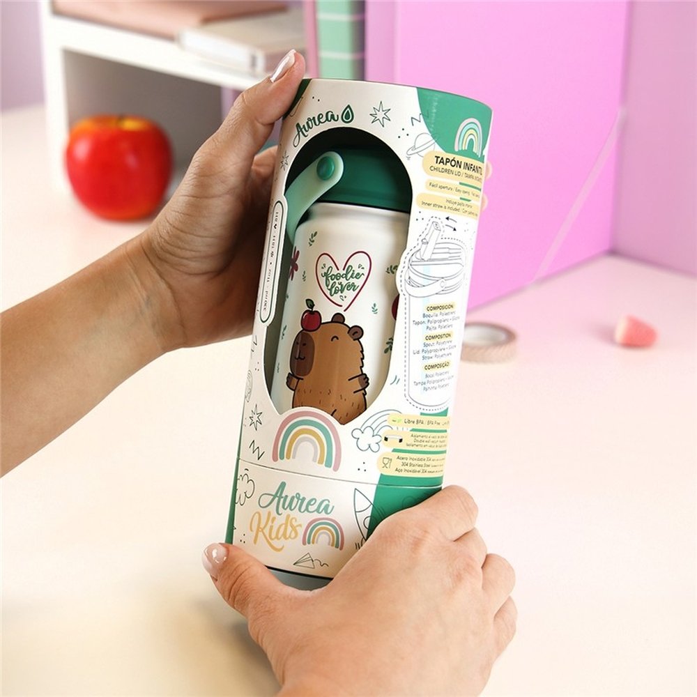 Botella térmica con pajita 330 ml Apple Capibara – Botella infantil reutilizable – Lovely Story – Hidratación cómoda para peques 5 Botella térmica con pajita 330 ml Apple Capibara – Botella infantil reutilizable – Lovely Story – Hidratación cómoda para peques