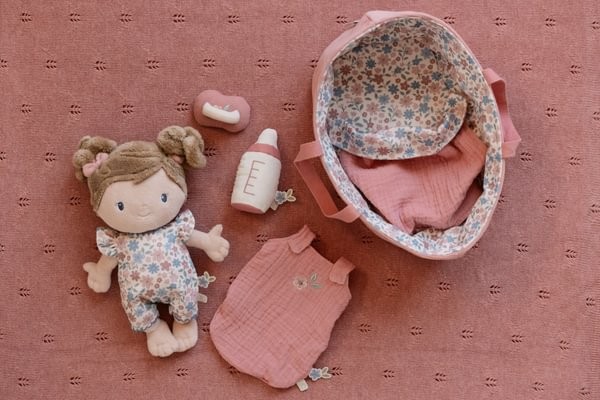 Muñeca bebé Rosa con canastilla Little Dutch – Indya 7 Muñeca bebé Rosa con canastilla Little Dutch – Indya