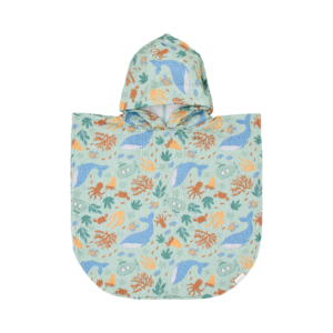 Poncho Playa Ocean World Little Dutch es un poncho infantil con capucha ideal para secar a los niños después del baño en la playa o la piscina. Su diseño con animales y elementos marinos lo hace muy divertido y veraniego. Es muy cómodo de poner y quitar, permitiendo que los niños se cambien con facilidad o se sequen sin necesidad de toallas. La capucha ayuda a secar la cabeza y mantener el calor después del baño. Es un accesorio imprescindible para verano, vacaciones, piscina o playa, perfecto para llevar en la bolsa de playa y usar después de cada baño. Beneficios del producto Poncho infantil con capucha Ideal para playa y piscina Cómodo de poner y quitar Ayuda a secar rápidamente Diseño Ocean World Perfecto para verano ¿Qué incluye? Poncho infantil con capucha Ideal para Playa Piscina Vacaciones Verano Después del baño Niños pequeños Disponible ahora en IndyaEduOcio.es, tu tienda especializada en juegos que educan, entretienen y acompañan su desarrollo. 🛒 ¡Haz tu pedido hoy y prepárate para la playa!