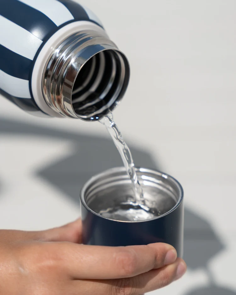 Botella Térmica de Acero 800 ml – Botella isotérmica con infusor – ONA Indya – Uso diario y viajes 4 Botella Térmica de Acero 800 ml – Botella isotérmica con infusor – ONA Indya – Uso diario y viajes