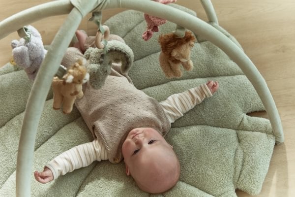 Alfombra de Actividades Safari Friends – Gimnasio para Bebé – Little Dutch – Estimulación Sensorial desde el Nacimiento – IndyaEduOcio 4 Alfombra de Actividades Safari Friends – Gimnasio para Bebé – Little Dutch – Estimulación Sensorial desde el Nacimiento – IndyaEduOcio
