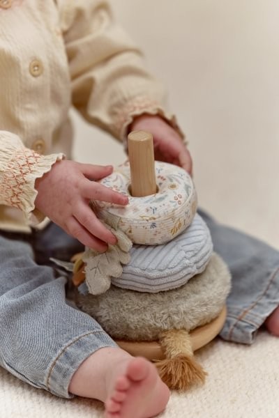 Anillos Blanditos Balanceables Safari Friends – Apilable Sensorial para Bebés – Little Dutch – Motricidad y Descubrimiento – IndyaEduOcio 10 Anillos Blanditos Balanceables Safari Friends – Apilable Sensorial para Bebés – Little Dutch – Motricidad y Descubrimiento – IndyaEduOcio
