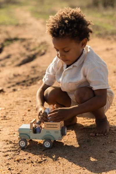 Coche Safari con Animales FSC Safari Friends – Juguete de Madera – Little Dutch – IndyaEduOcio 7 Coche Safari con Animales FSC Safari Friends – Juguete de Madera – Little Dutch – IndyaEduOcio