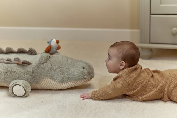 Cocodrilo de Actividades Safari Friends – Peluche Sensorial para Bebés – Little Dutch – Estimulación y Descubrimiento – IndyaEduOcio 10 Cocodrilo de Actividades Safari Friends – Peluche Sensorial para Bebés – Little Dutch – Estimulación y Descubrimiento – IndyaEduOcio