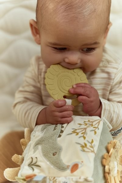Cubo Blandito de Actividades Safari Friends – Juguete Sensorial para Bebés – Little Dutch – Estimulación Temprana – IndyaEduOcio 5 Cubo Blandito de Actividades Safari Friends – Juguete Sensorial para Bebés – Little Dutch – Estimulación Temprana – IndyaEduOcio