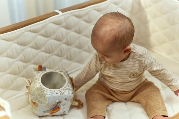 Cubo Blandito de Actividades Safari Friends – Juguete Sensorial para Bebés – Little Dutch – Estimulación Temprana – IndyaEduOcio 7 Cubo Blandito de Actividades Safari Friends – Juguete Sensorial para Bebés – Little Dutch – Estimulación Temprana – IndyaEduOcio