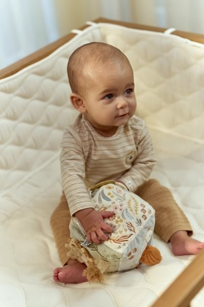 Cubo Blandito de Actividades Safari Friends – Juguete Sensorial para Bebés – Little Dutch – Estimulación Temprana – IndyaEduOcio 8 Cubo Blandito de Actividades Safari Friends – Juguete Sensorial para Bebés – Little Dutch – Estimulación Temprana – IndyaEduOcio