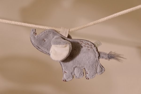 Elefante Colgante Deco Safari Friends – Decoración Infantil de Pared – Little Dutch – Ambiente Safari – IndyaEduOcio 2 Elefante Colgante Deco Safari Friends – Decoración Infantil de Pared – Little Dutch – Ambiente Safari – IndyaEduOcio