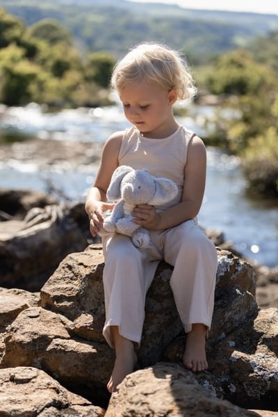 Elefante Peluche Safari Friends – Peluche Infantil Suave – Little Dutch – Compañero de Apego – IndyaEduOcio 9 Elefante Peluche Safari Friends – Peluche Infantil Suave – Little Dutch – Compañero de Apego – IndyaEduOcio