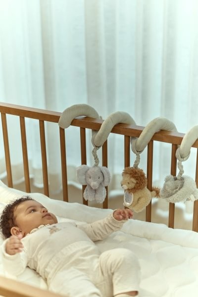 Espiral de Actividades Safari Friends – Juguete Sensorial para Cuna y Carrito – Little Dutch – Estimulación Temprana – IndyaEduOcio 5 Espiral de Actividades Safari Friends – Juguete Sensorial para Cuna y Carrito – Little Dutch – Estimulación Temprana – IndyaEduOcio
