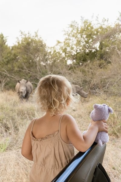 Hipopótamo Peluche Safari Friends – Peluche Infantil Suave – Little Dutch – Compañero de Apego – IndyaEduOcio 11 Hipopótamo Peluche Safari Friends – Peluche Infantil Suave – Little Dutch – Compañero de Apego – IndyaEduOcio