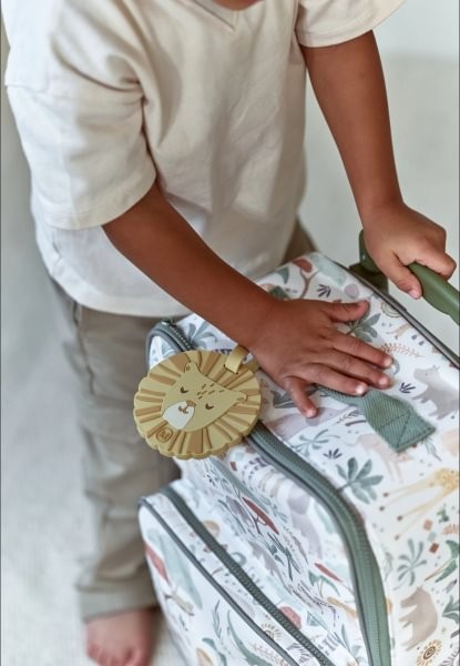 Maleta Safari Friends – Maleta infantil con ruedas – Little Dutch – IndyaEduOcio 18 Maleta Safari Friends – Maleta infantil con ruedas – Little Dutch – IndyaEduOcio
