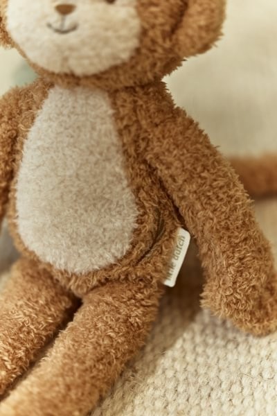 Mono Peluche Safari Friends – Peluche Infantil – Little Dutch – Compañero Suave para Bebés – IndyaEduOcio 6 Mono Peluche Safari Friends – Peluche Infantil – Little Dutch – Compañero Suave para Bebés – IndyaEduOcio