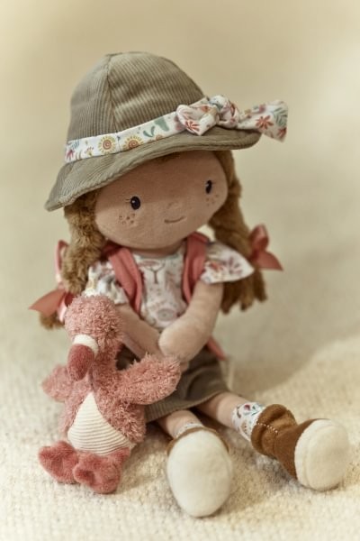 Rosa Exploradora – Muñeca Blandita Safari – Little Dutch – Juego Simbólico y Aventuras – IndyaEduOcio 10 Rosa Exploradora – Muñeca Blandita Safari – Little Dutch – Juego Simbólico y Aventuras – IndyaEduOcio