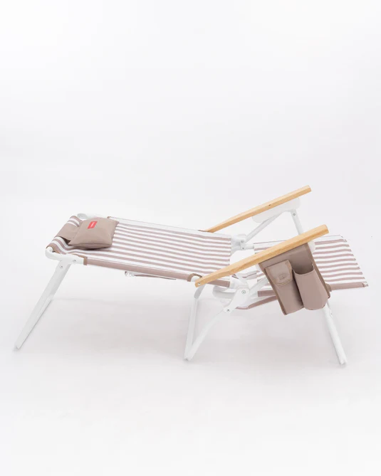 Silla de Playa Reclinable Alta con Nevera Beige – Silla de Playa Plegable – LORELEI – Máximo Confort para Verano – IndyaEduOcio 3 Silla de Playa Reclinable Alta con Nevera Beige – Silla de Playa Plegable – LORELEI – Máximo Confort para Verano – IndyaEduOcio