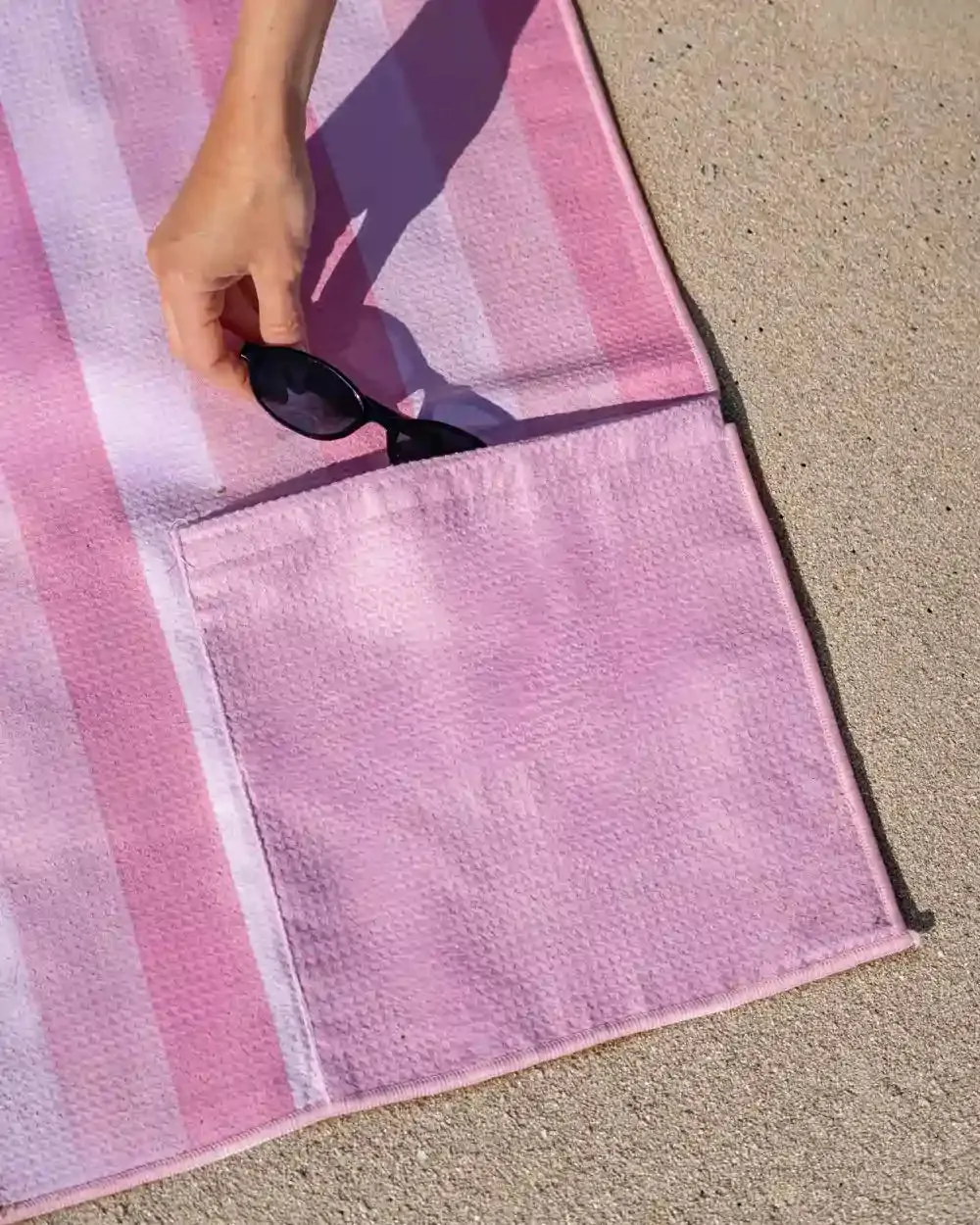 Toalla de playa de microfibra con imanes2