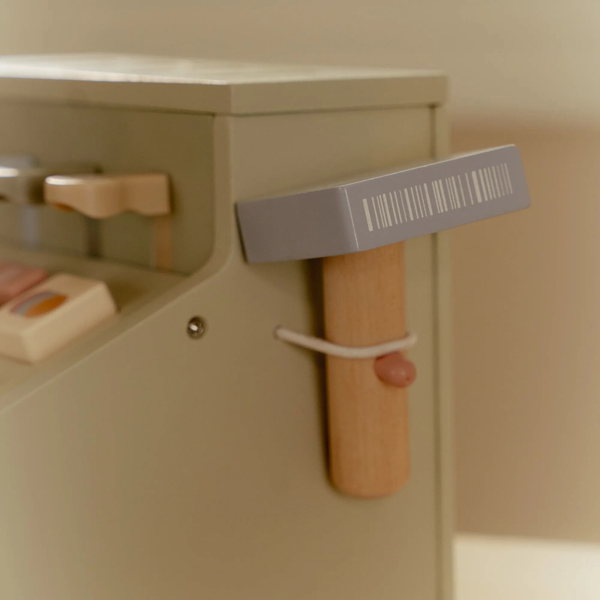 0029933_houten-kassa-met-scanner-en-pinpaslezer.jpg
