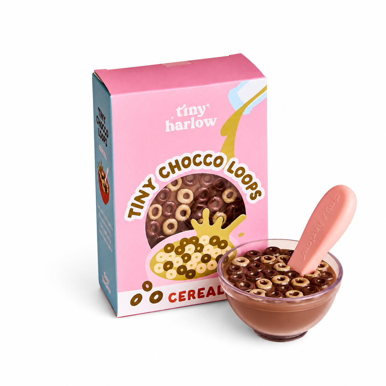 Cuenco de cereales de chocolate Tiny Harlow Cuenco de cereales de chocolate Tiny Harlow sobre fondo blanco